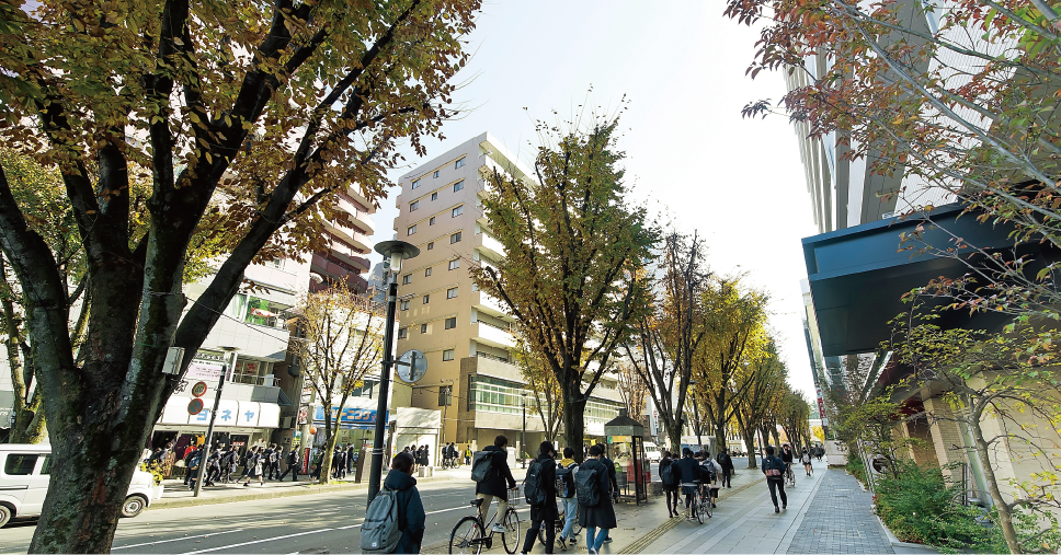 自転車と歩行者の画像